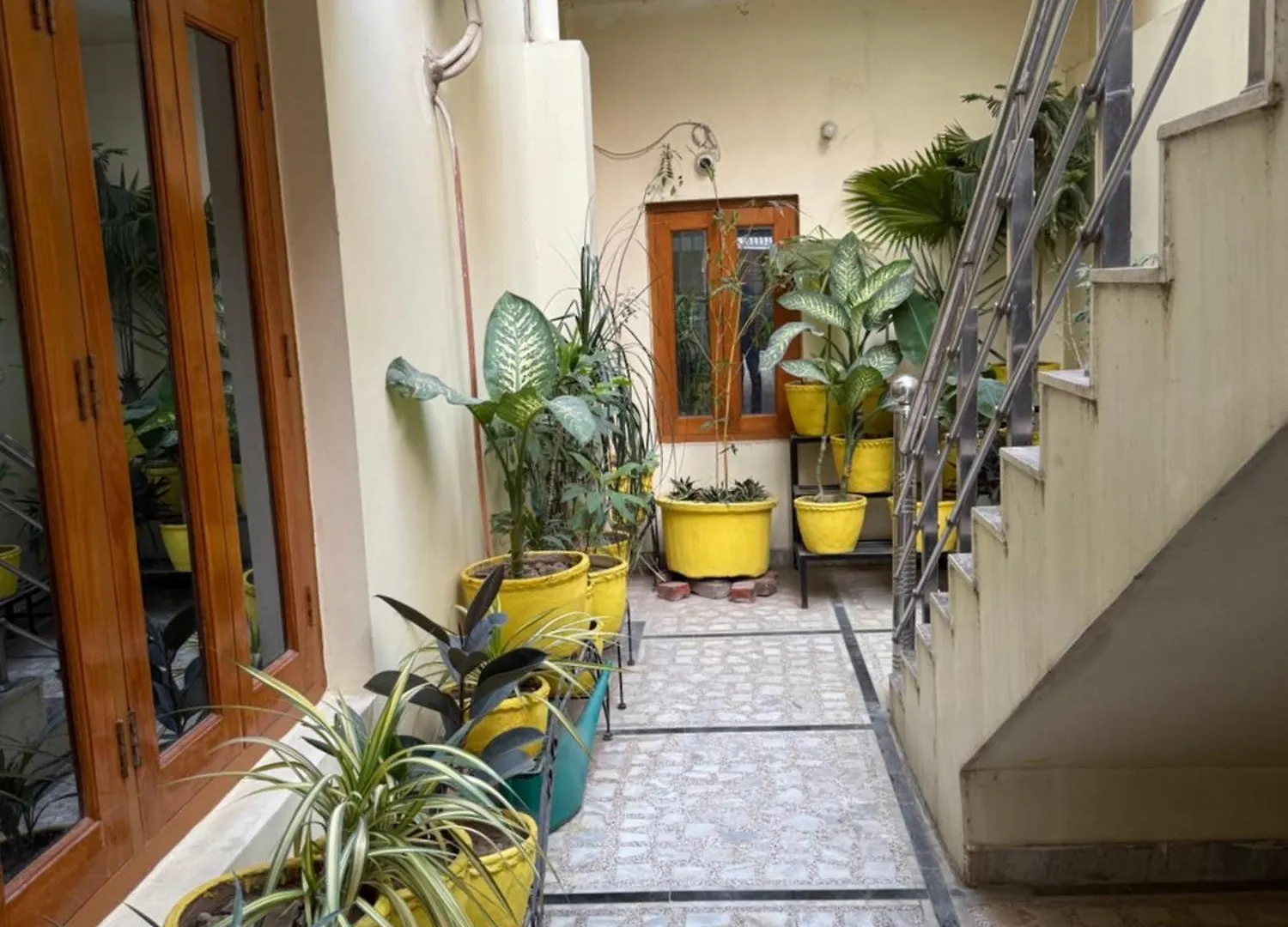 Veerbhadra Villa Benares India